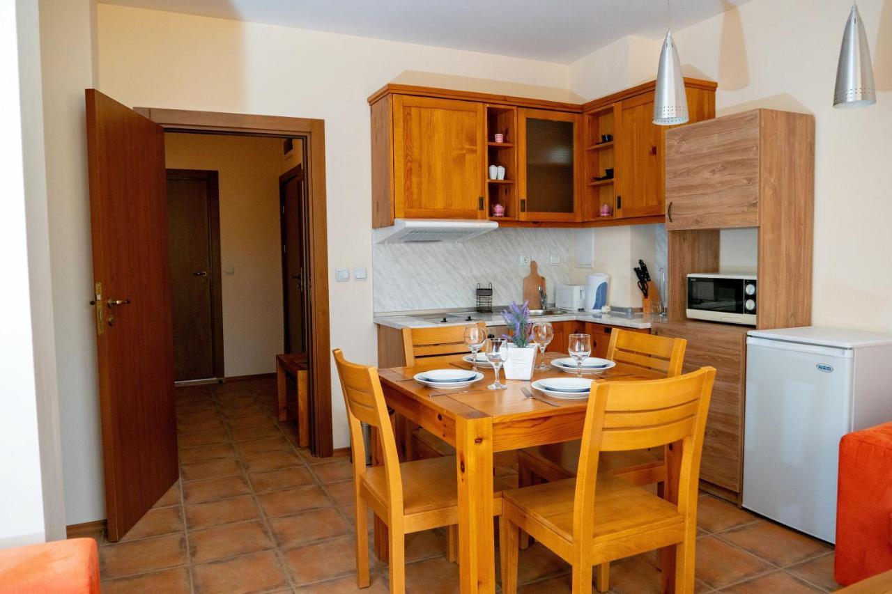 Two Bedroom Apartments In Murphys Lodge Bansko Exterior photo